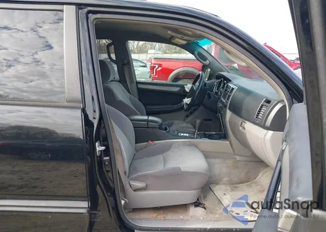 2005 Toyota 4Runner Sr5 V8 from USA, damaged, VIN JTEZT14R950023244